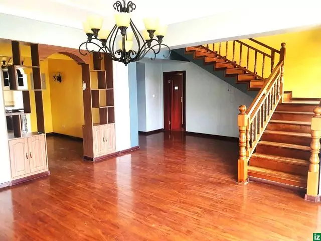 Amazing 4 Bedrooms Duplex Apartments+ DSQ In Lavington